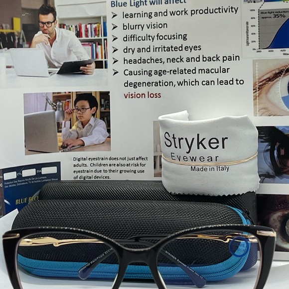 New Stryker Computer Black/Gold STF52105. 53-18 - Picture 6 of 7